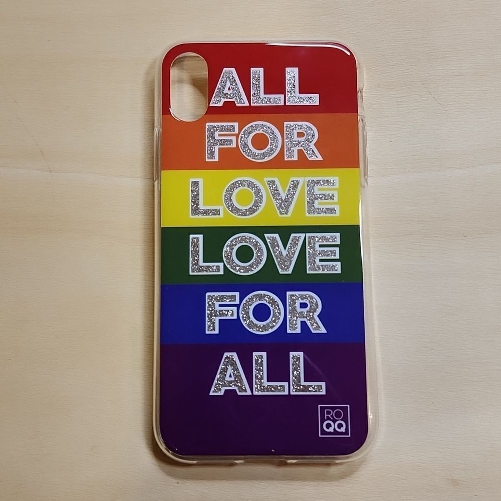 ROQQ IPhone XR Case Rainbow